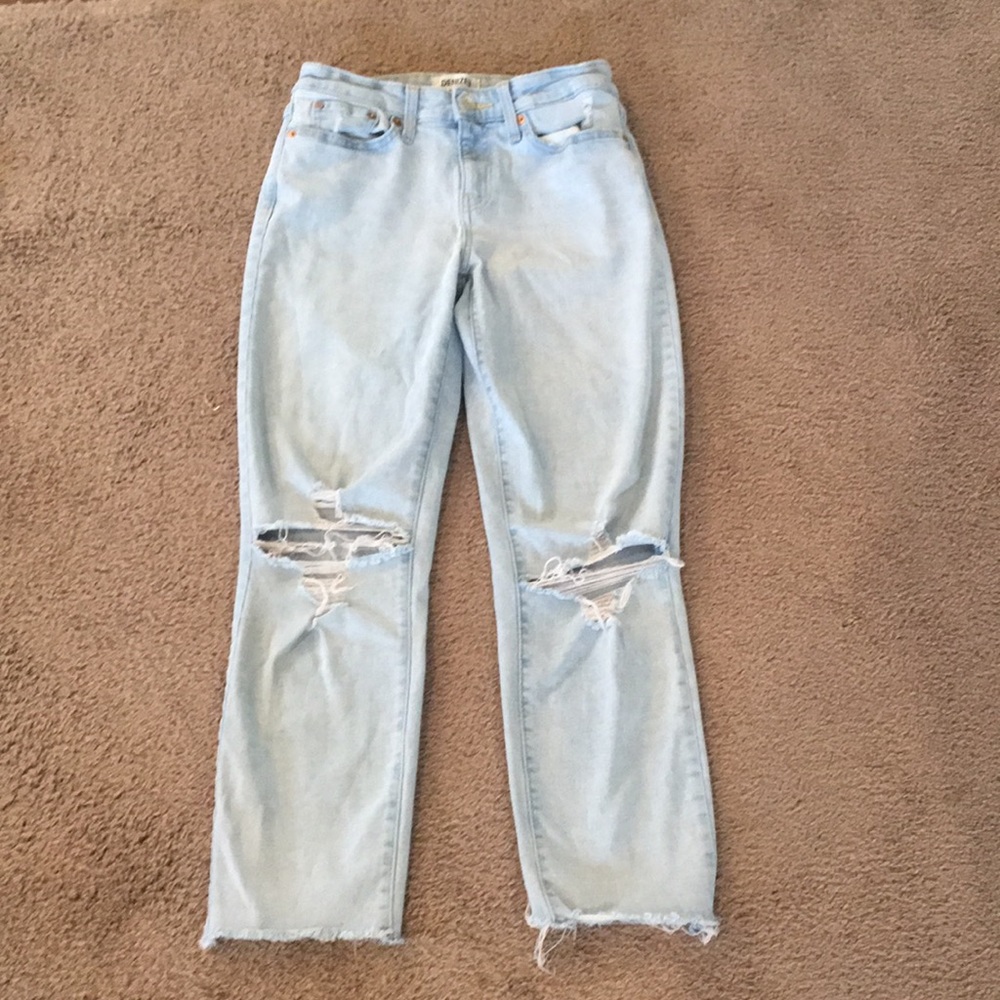 Levi’s mid rise boyfreind jeans